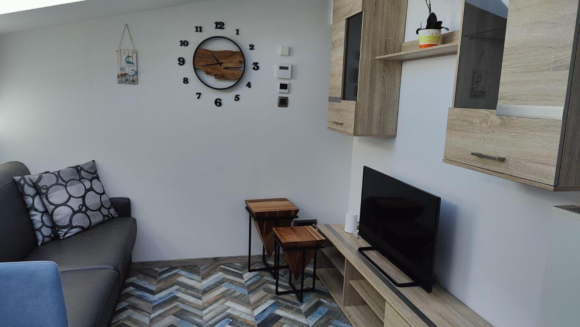 Moderne-Ferienwohnung-Nur-1Km-Vom-Millstaetter-See-In-Kaernten-Entfernt มิลชตัทท์ ภายนอก รูปภาพ